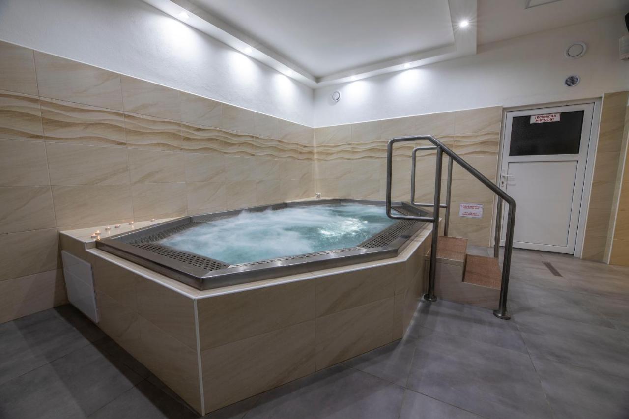 Panska Sypka Hotel เซดเลซ ภายนอก รูปภาพ